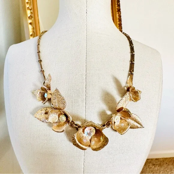 Vintage Deco Rhinestone Flower Statement Necklace - Picture 8 of 17